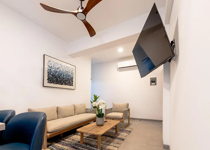 New 2br Walk To Marina & Downtown Apartamento Cabo San Lucas